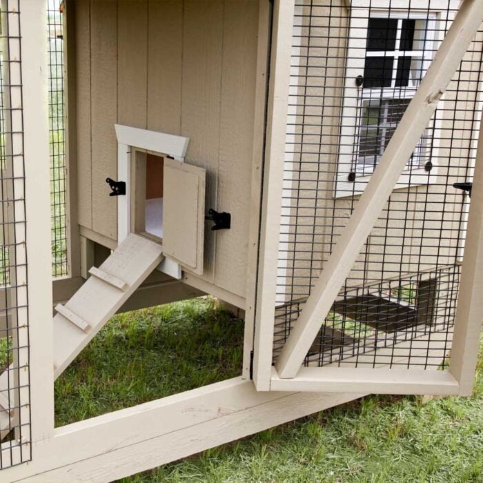 combination chicken coops 4x6 A46C 009